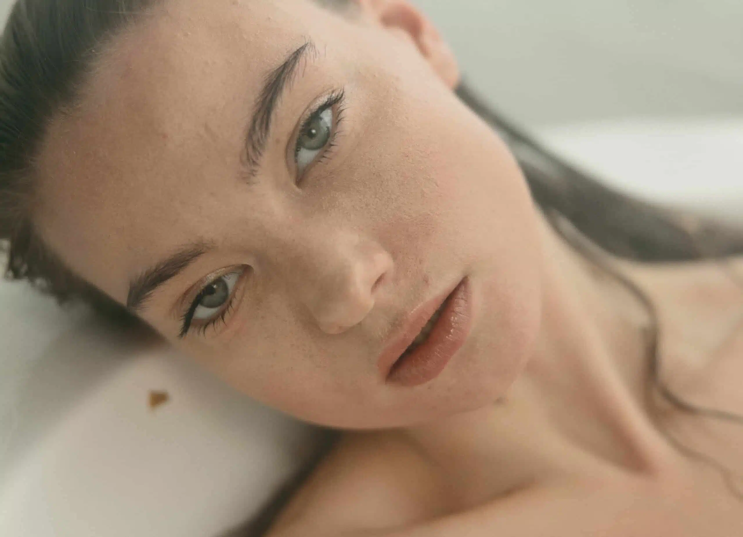 Injection de Botox des sourcils | prix injection botox | Médecine esthétique | Dr Santini