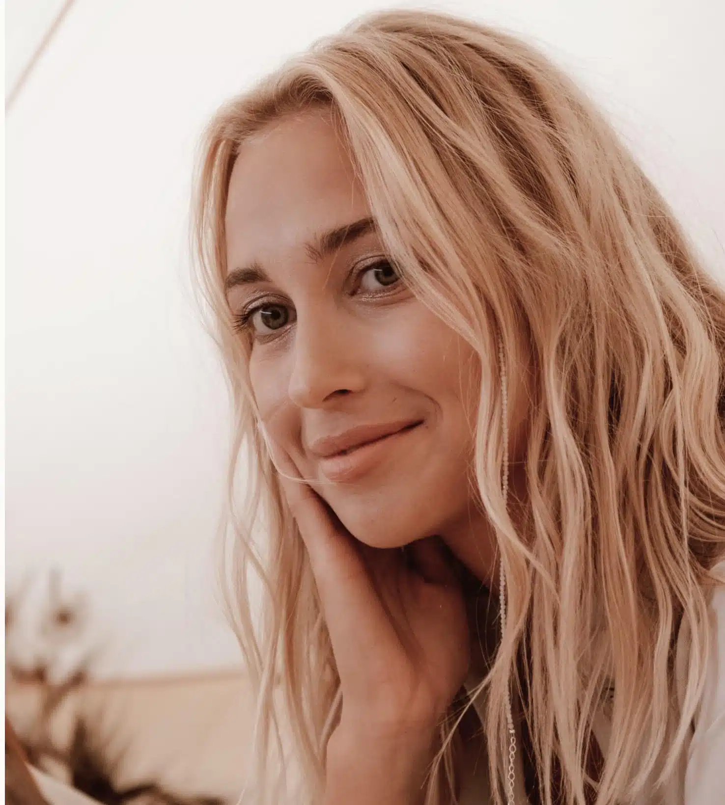 Mini-lift à Paris | Lifting visage, Chirurgie face et cou | Chirurgie esthétique | Dr Christelle Santini