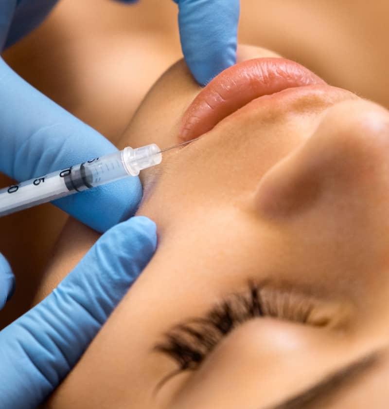 Les injections d'acide hyaluronique et de Botox sont-elles complémentaires ? | Dr Christelle Santini | Paris