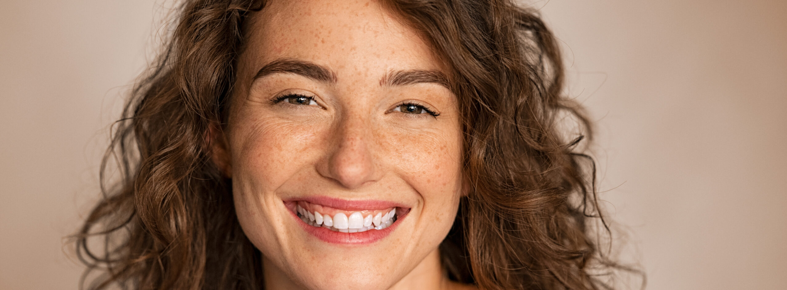 comment harmoniser visage sans transformer | Dr Christelle Santini | Paris